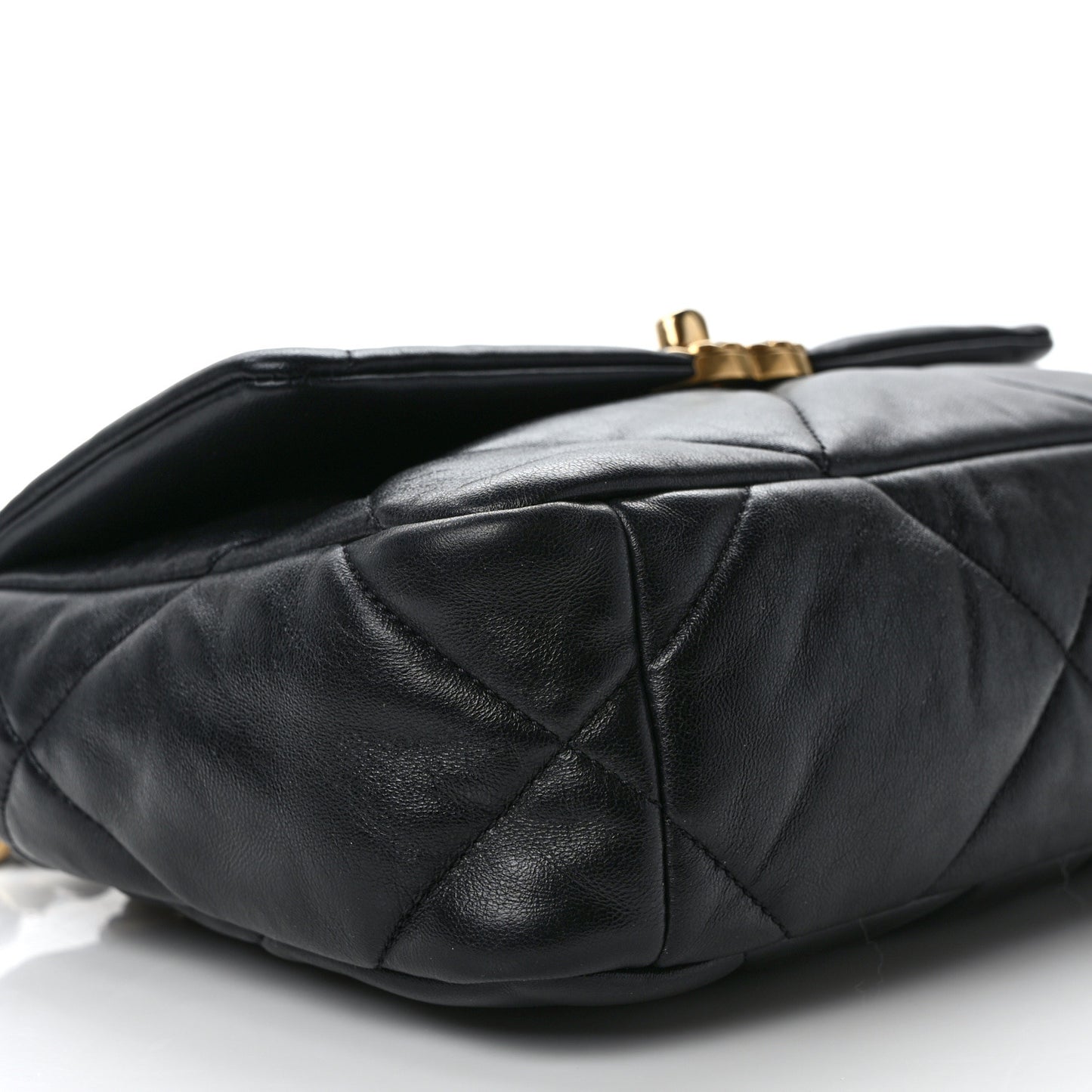 Goatskin Quilted Medium Chanel 19 Flap Black