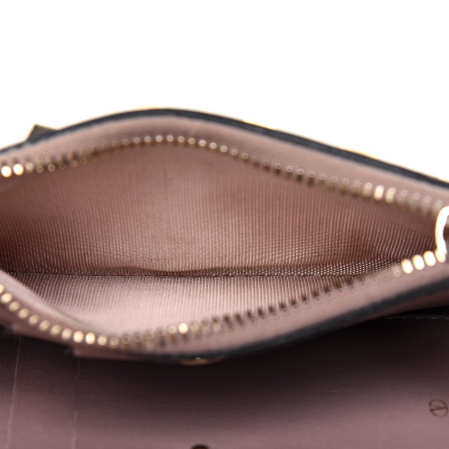 Valentino Garavani Calfskin Rockstud Bi-Fold Wallet Poudre 9 of 13