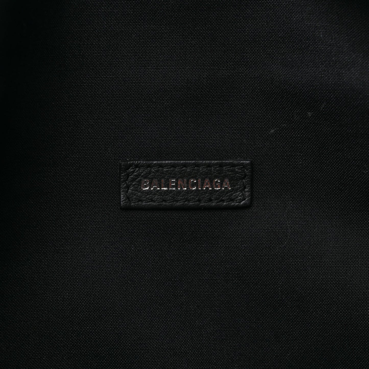 Smooth Calfskin Logo Large Everyday Beltpack Black White