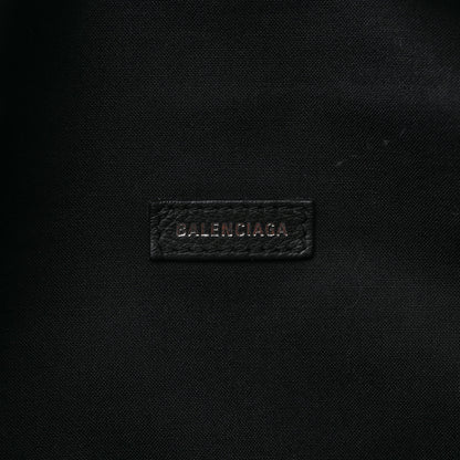 Balenciaga Smooth Calfskin Logo Large Everyday Beltpack Black White 5 of 12