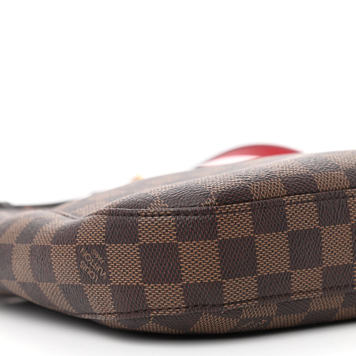 Louis Vuitton Damier Ebene South Bank Besace 9 of 11