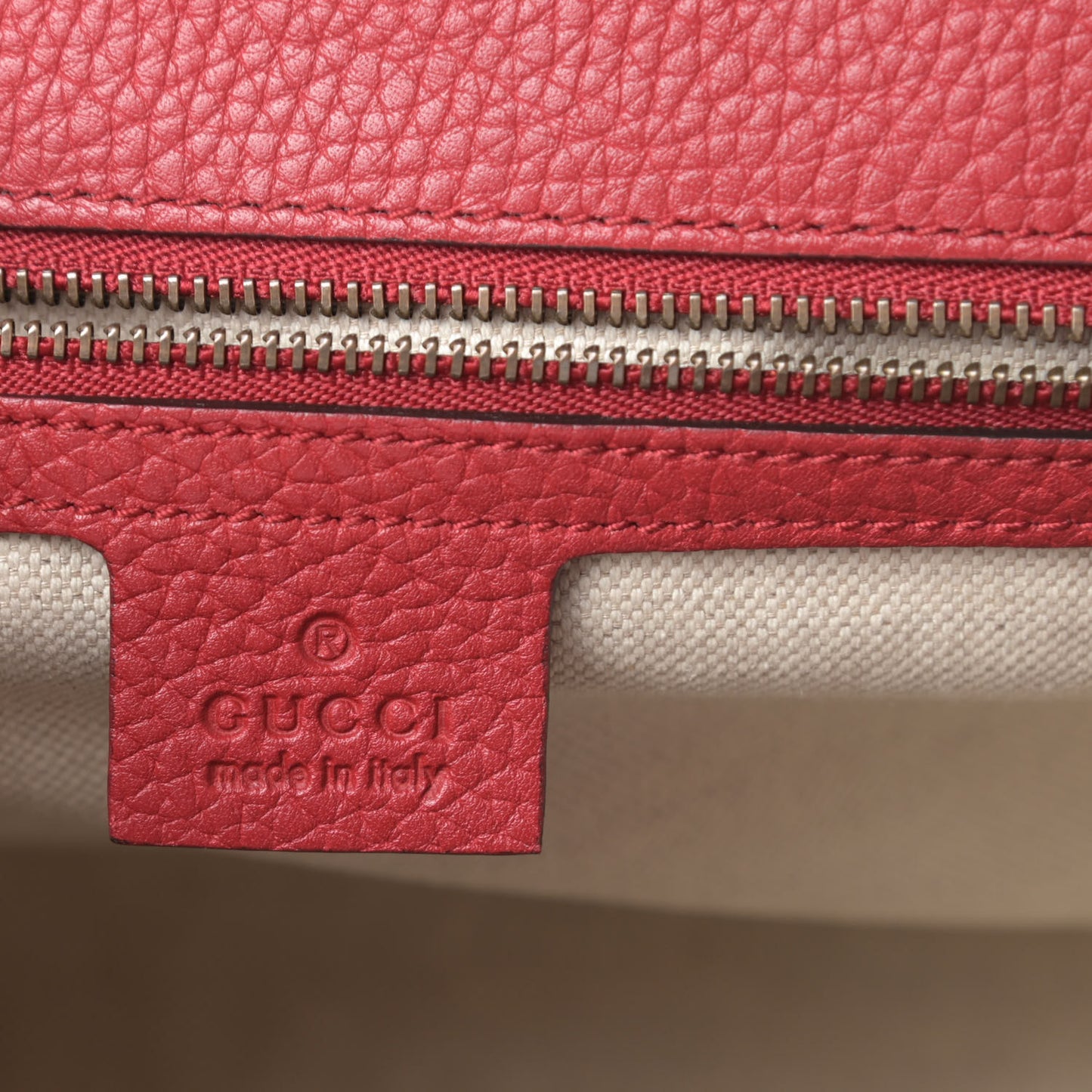 Calfskin Small GG Marmont Top Handle Bag Vulcanic Red