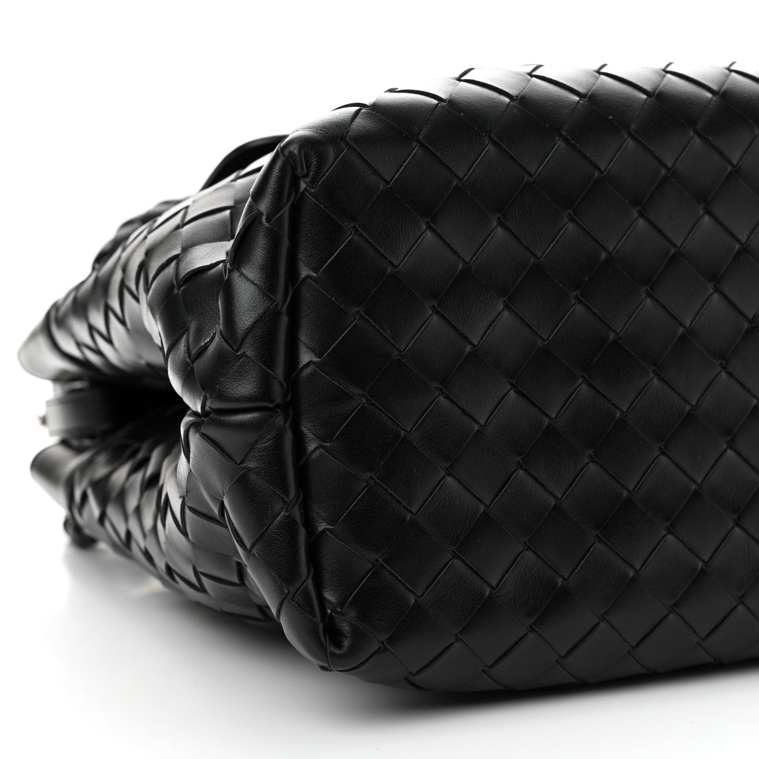 Bottega Veneta Calfskin Intrecciato Medium Andiamo Messenger Bag Black 9 of 11
