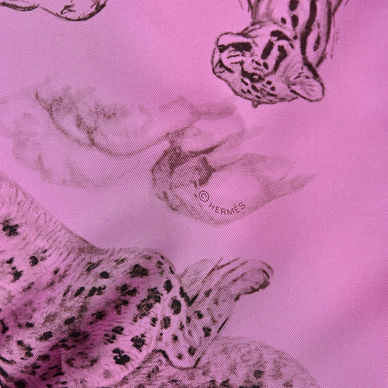 Hermes Silk Dans l'atelier de Robert Dallet Scarf 90 Rose Cyclamen Gris Sepia 4 of 6