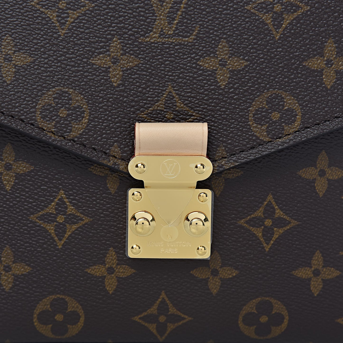 Monogram Pochette Metis