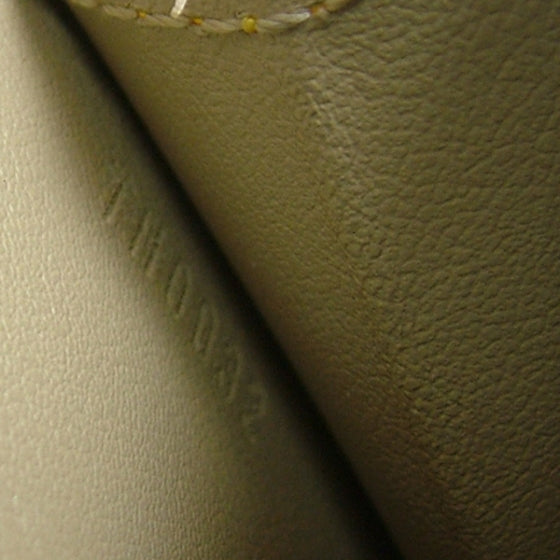 Louis Vuitton Vernis Mott Beige 9 of 9