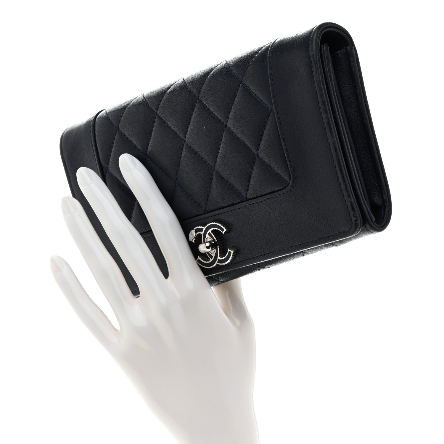 ルネ フォクシー アナイ アマカ エムズグレイシー シャネル Chanel Sheepskin Quilted Mademoiselle Vintage Zip Around Wallet
