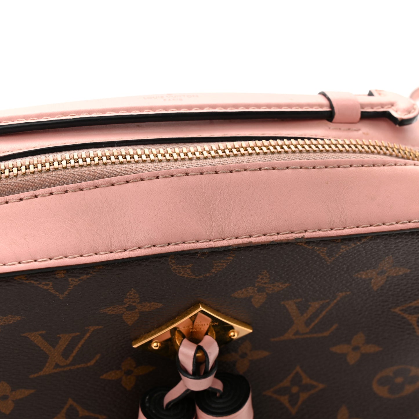 Monogram Saintonge Rose Poudre