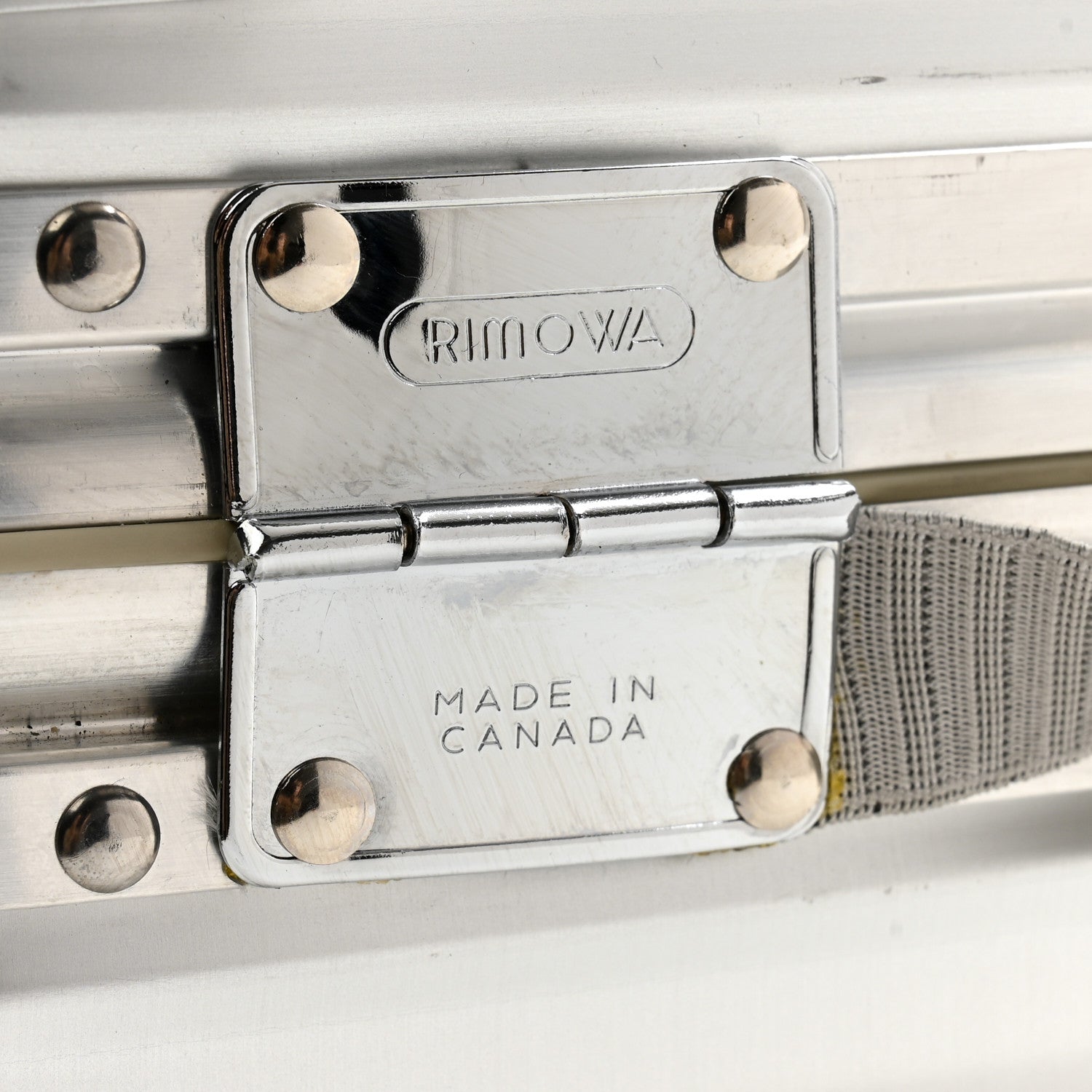 Rimowa Aluminum Topas Vanity Case Silver 9 of 18