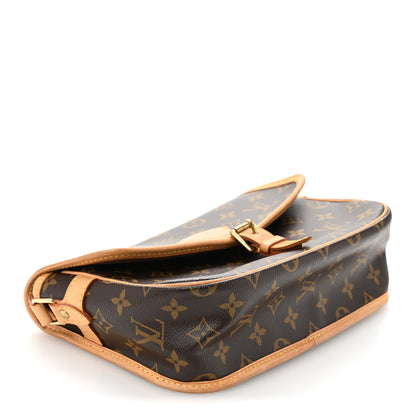 Louis Vuitton Monogram Sologne 4 of 12