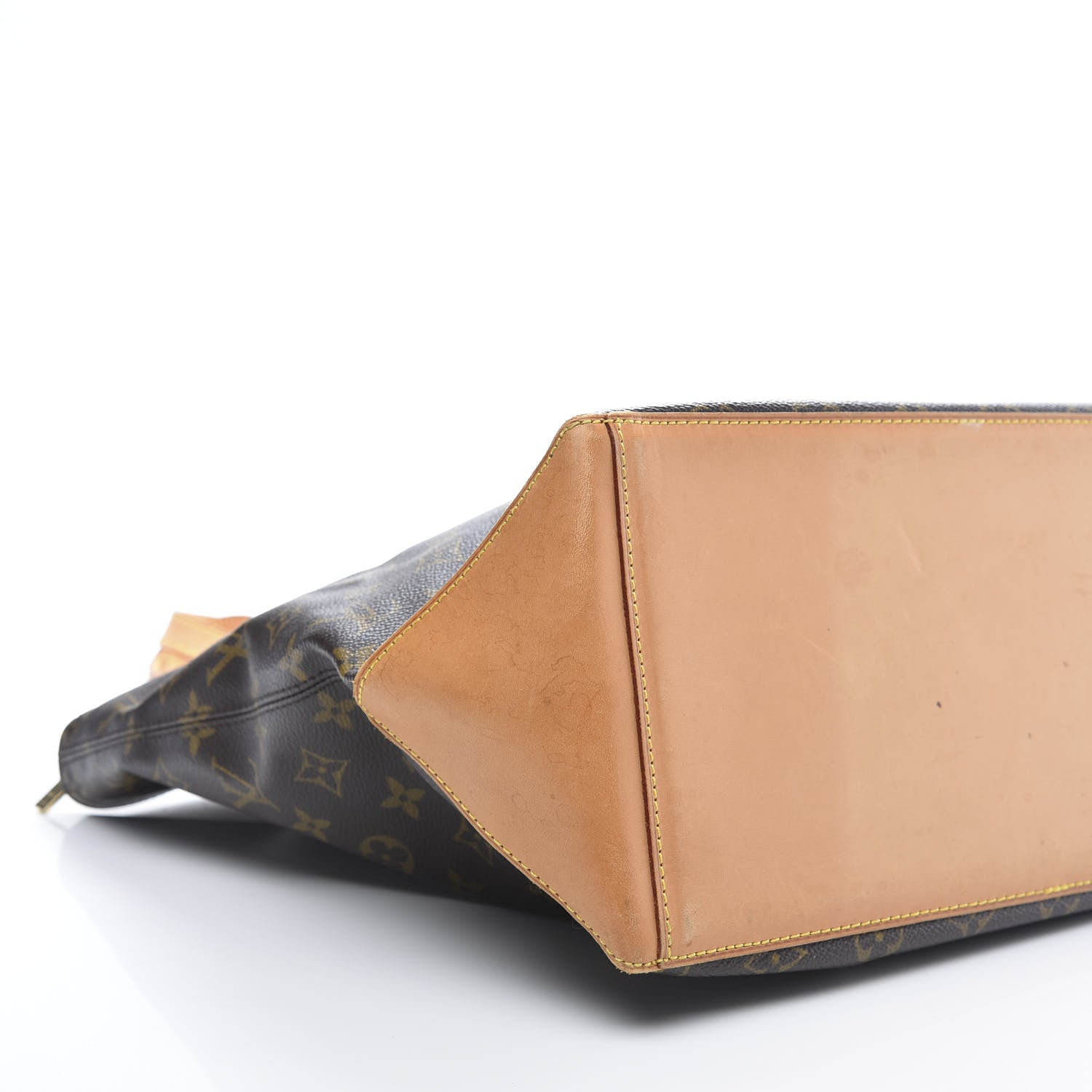 Louis Vuitton Monogram Cabas Mezzo 8 of 10