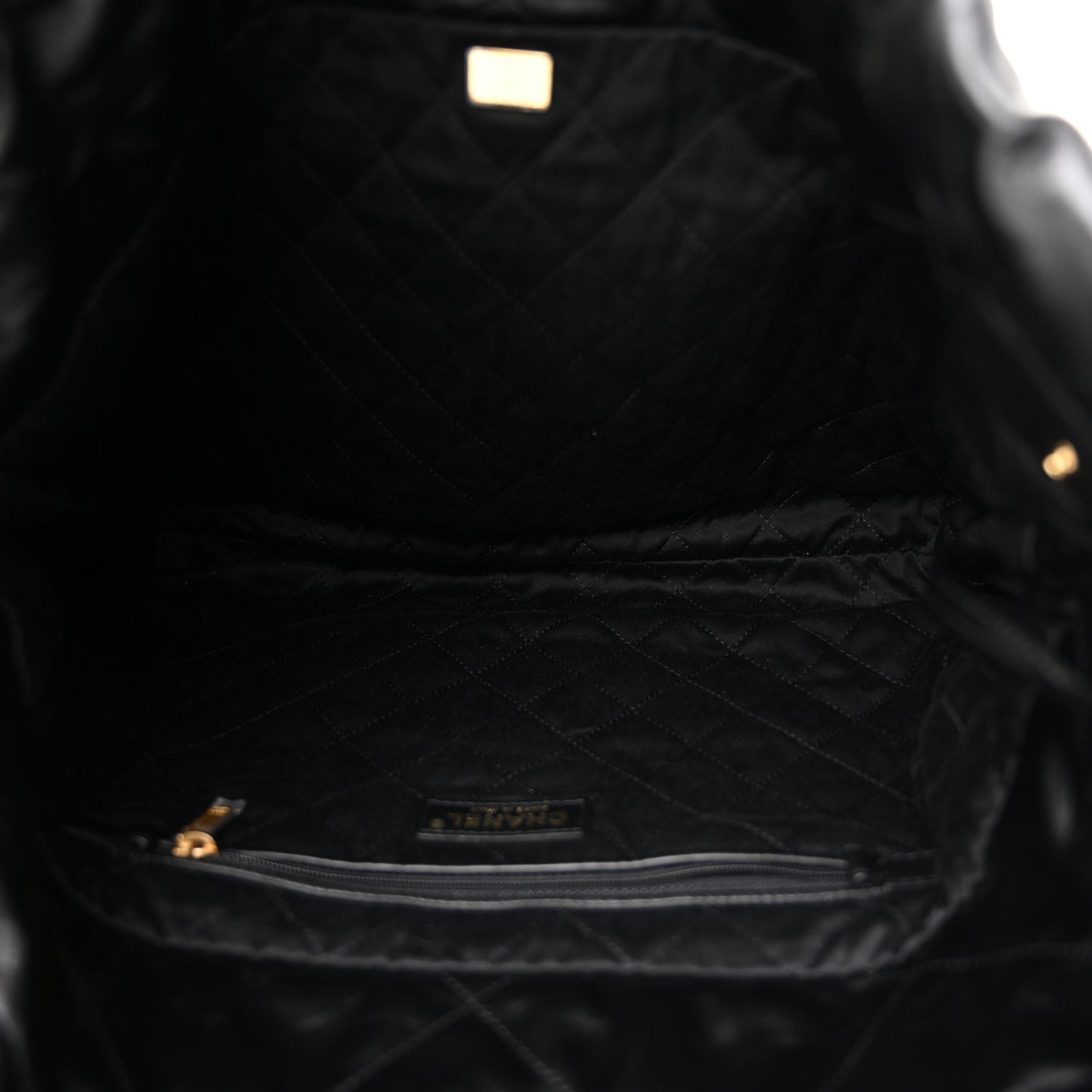Shiny Calfskin Quilted Chanel 22 Black