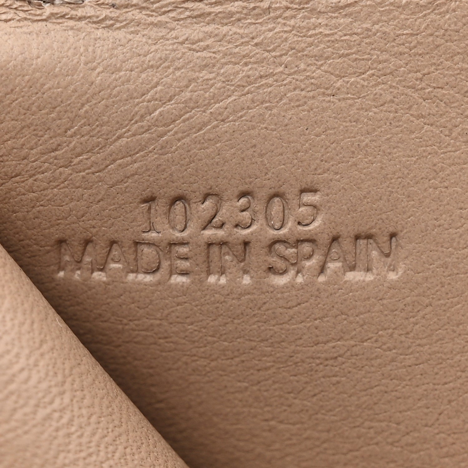 Loewe Grained Calfskin Anagram Trifold Wallet Taupe 8 of 9