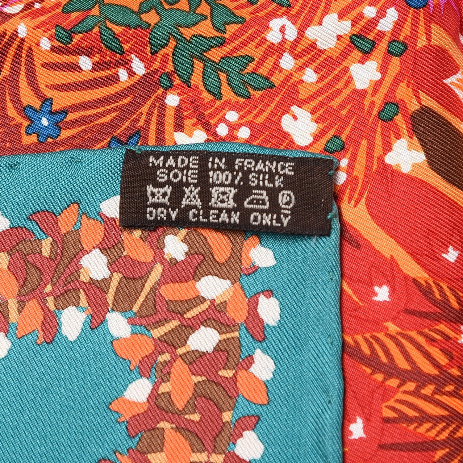 Hermes Silk Dans Un Jardin Anglais Scarf 90 Vert Cypres Corail Mauve 5 of 7