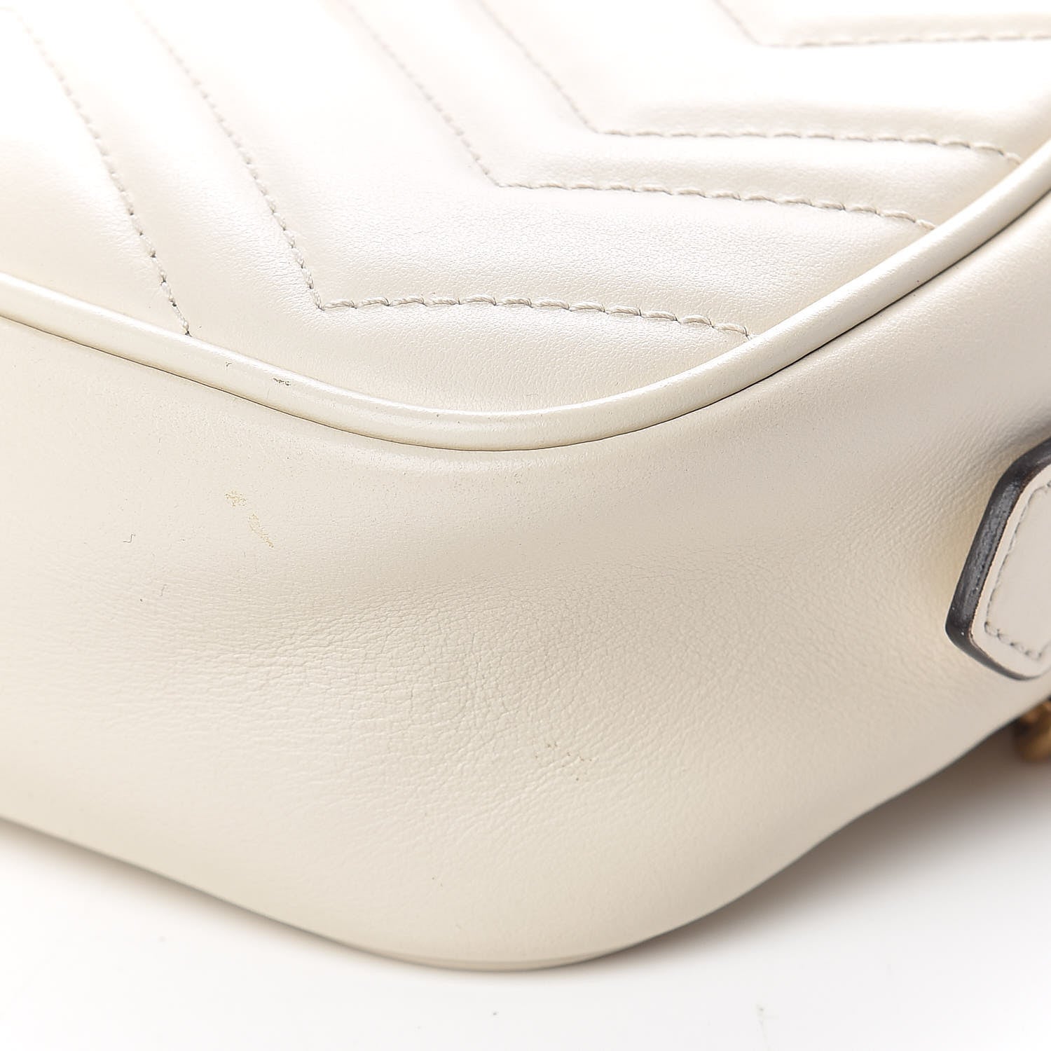 Gucci Calfskin Matelasse Mini GG Marmont Chain Shoulder Bag White 9 of 10