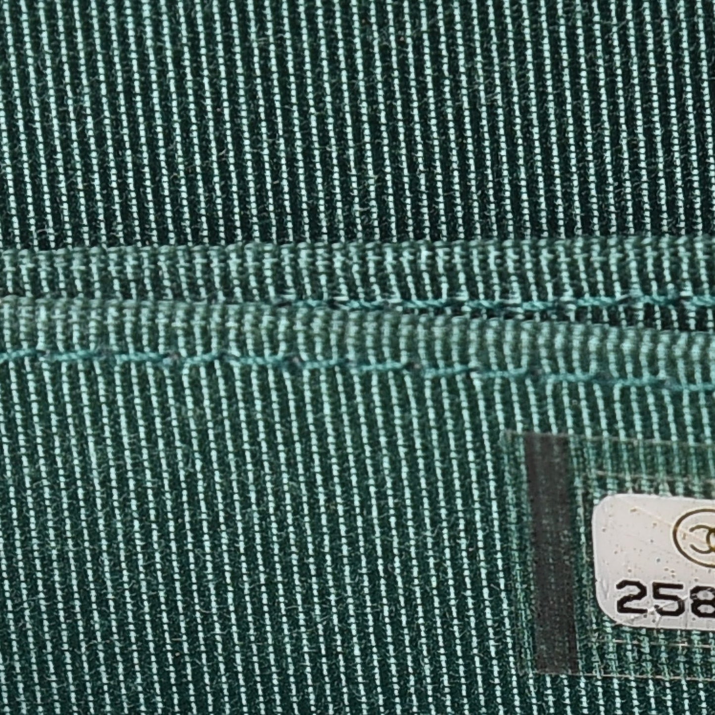 Metallic Caviar Quilted Zip Coin Purse Green