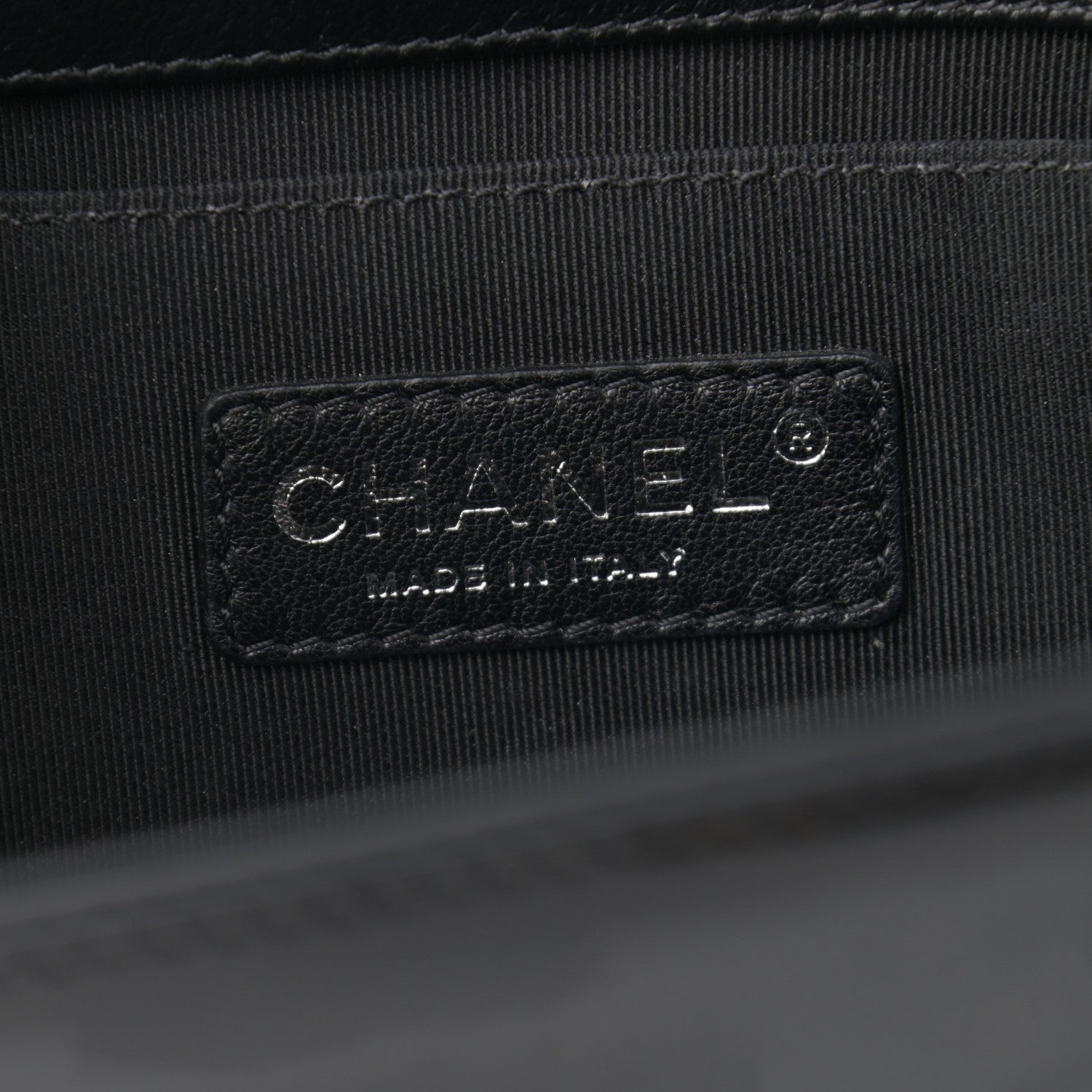 Chanel Patent Calfskin Quilted Medium Plexiglass Boy Flap Black 5 of 13