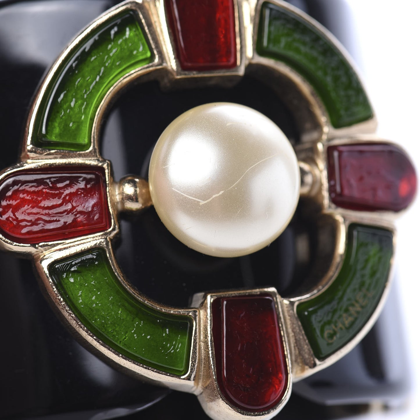 Resin Gripoix Pearl Cuff Black Gold