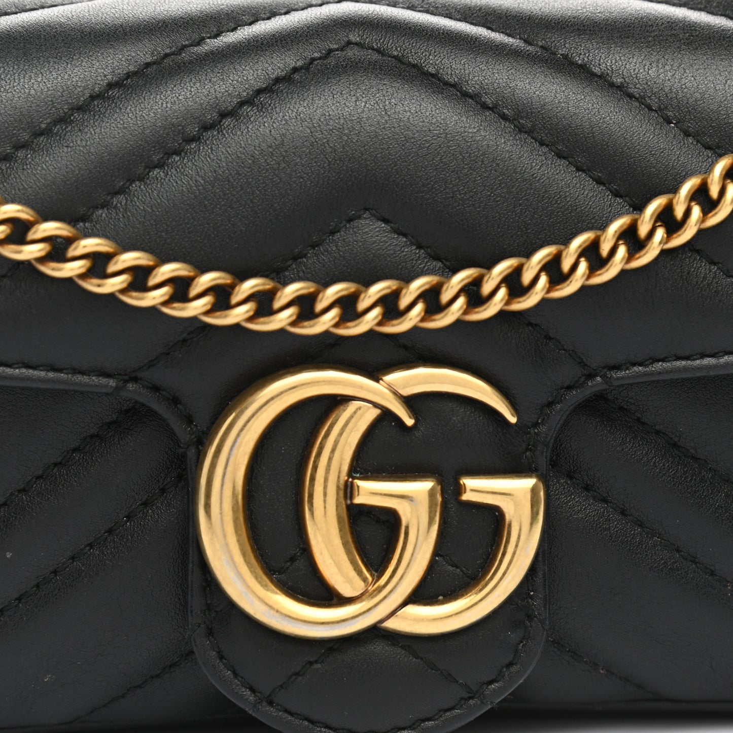 Calfskin Matelasse Super Mini GG Marmont Shoulder Bag Black