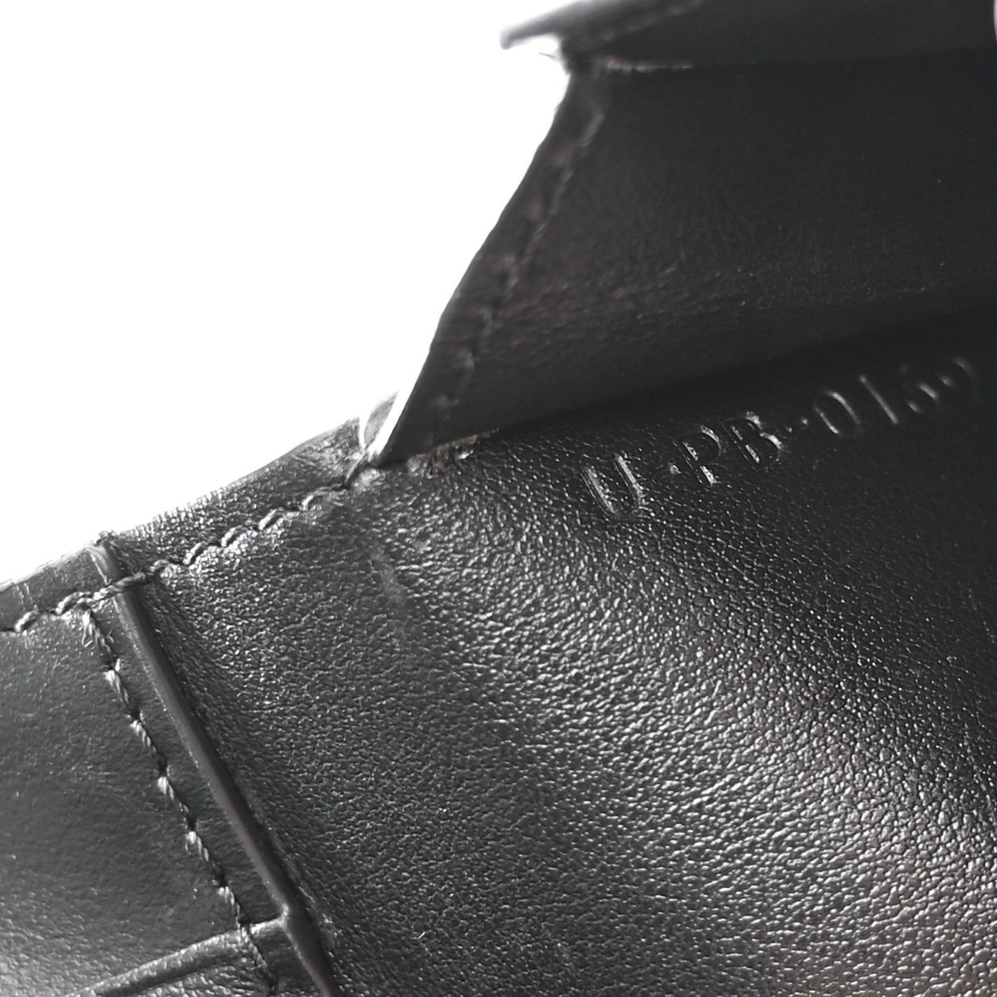 Grained Calfskin Medium Multifunction Strap Wallet Black
