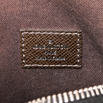 Louis Vuitton Taiga Dimitri Grizzli 6 of 11