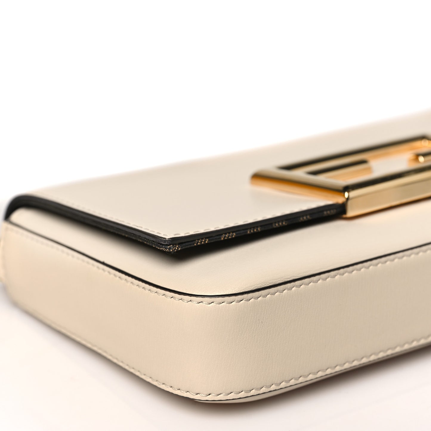 Vitello Palmellato Wallet on Chain with Pouches Camelia
