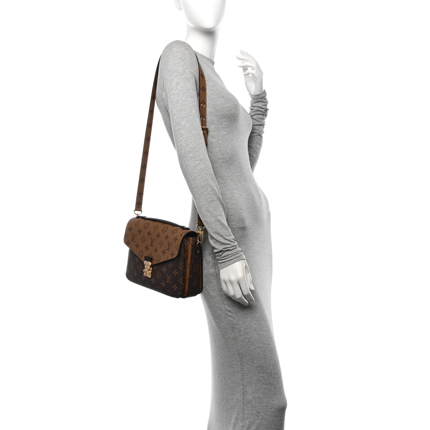 Reverse Monogram Pochette Metis