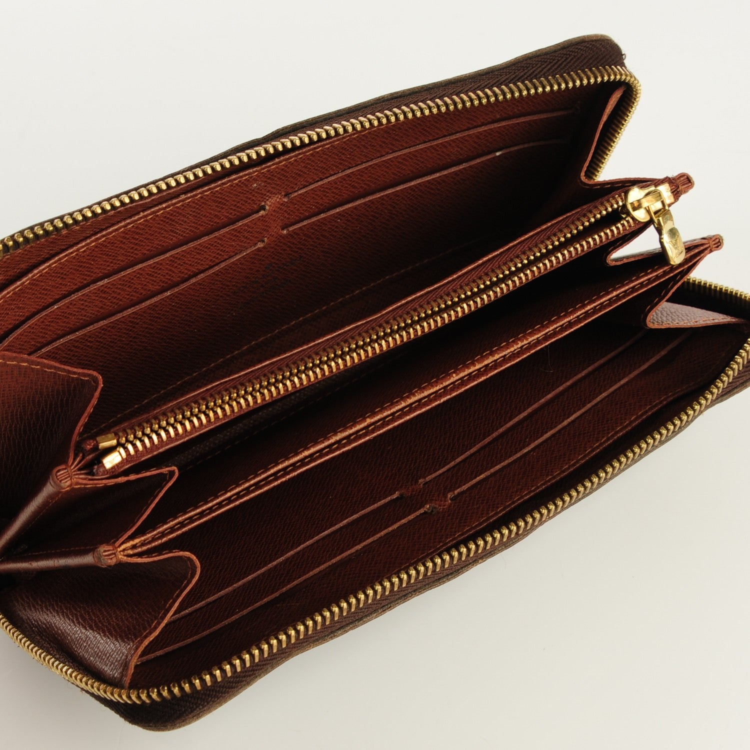 Louis Vuitton Monogram Zippy Wallet 7 of 7