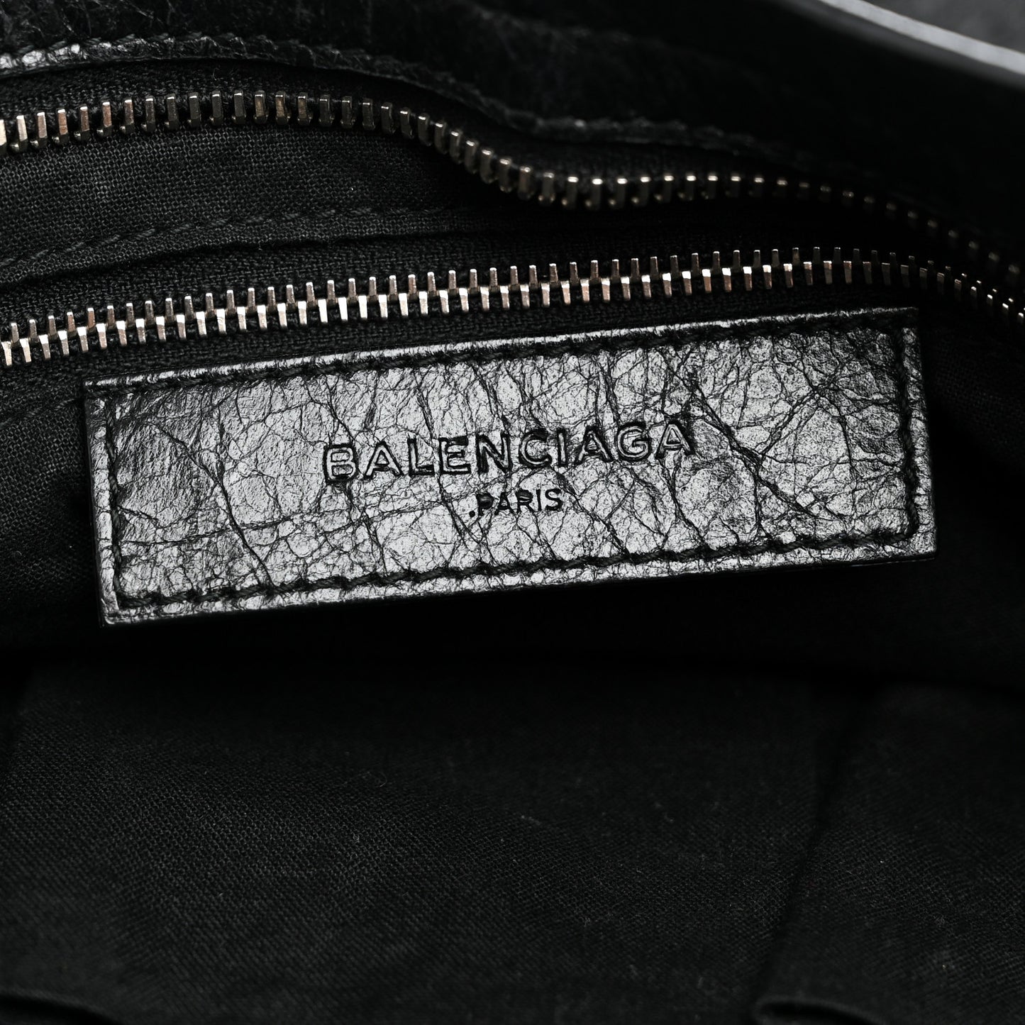 Agneau Giant 12 Silver Hardware City Black