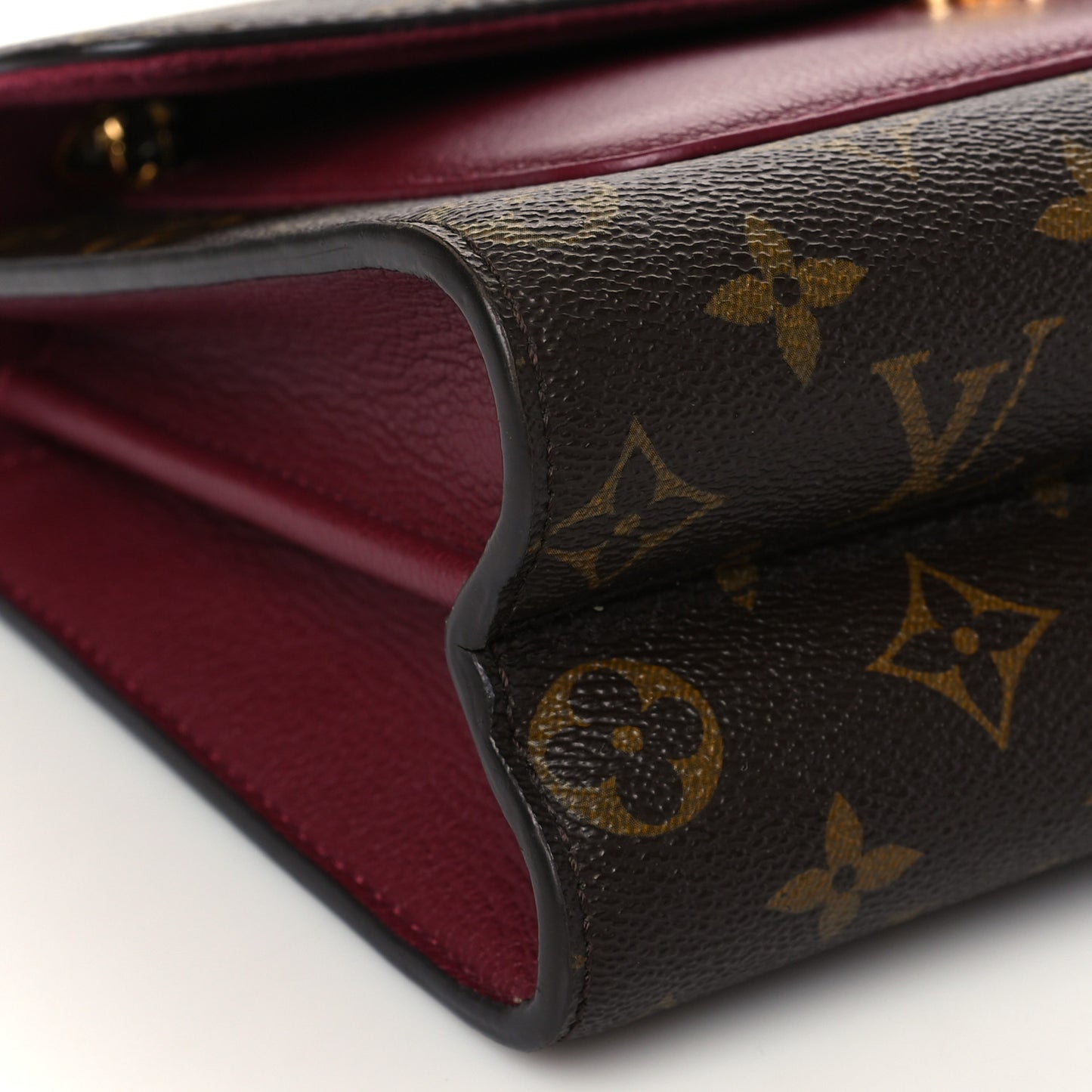 Monogram Victoire Raisin