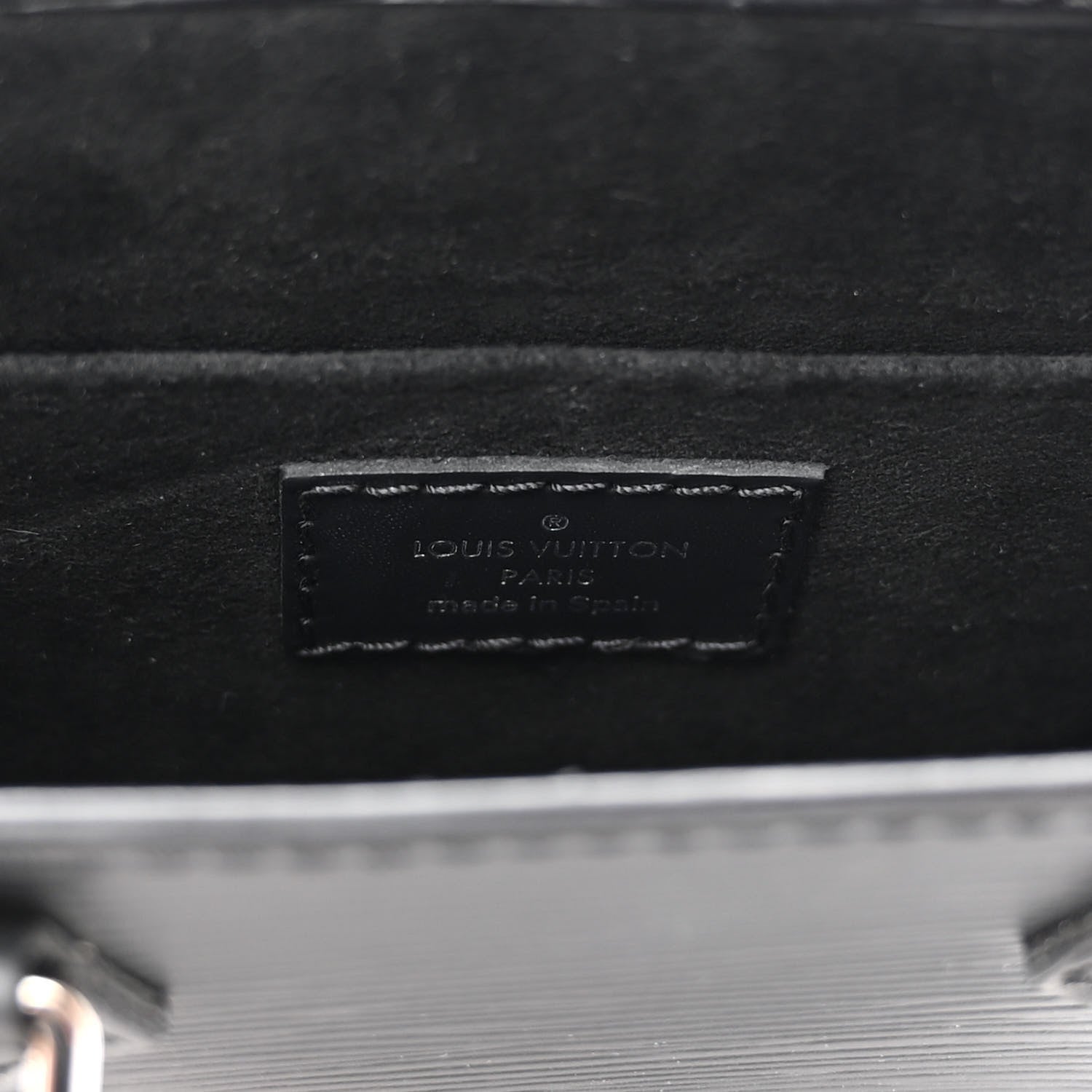Louis Vuitton Epi Petit Sac Plat Black 6 of 9