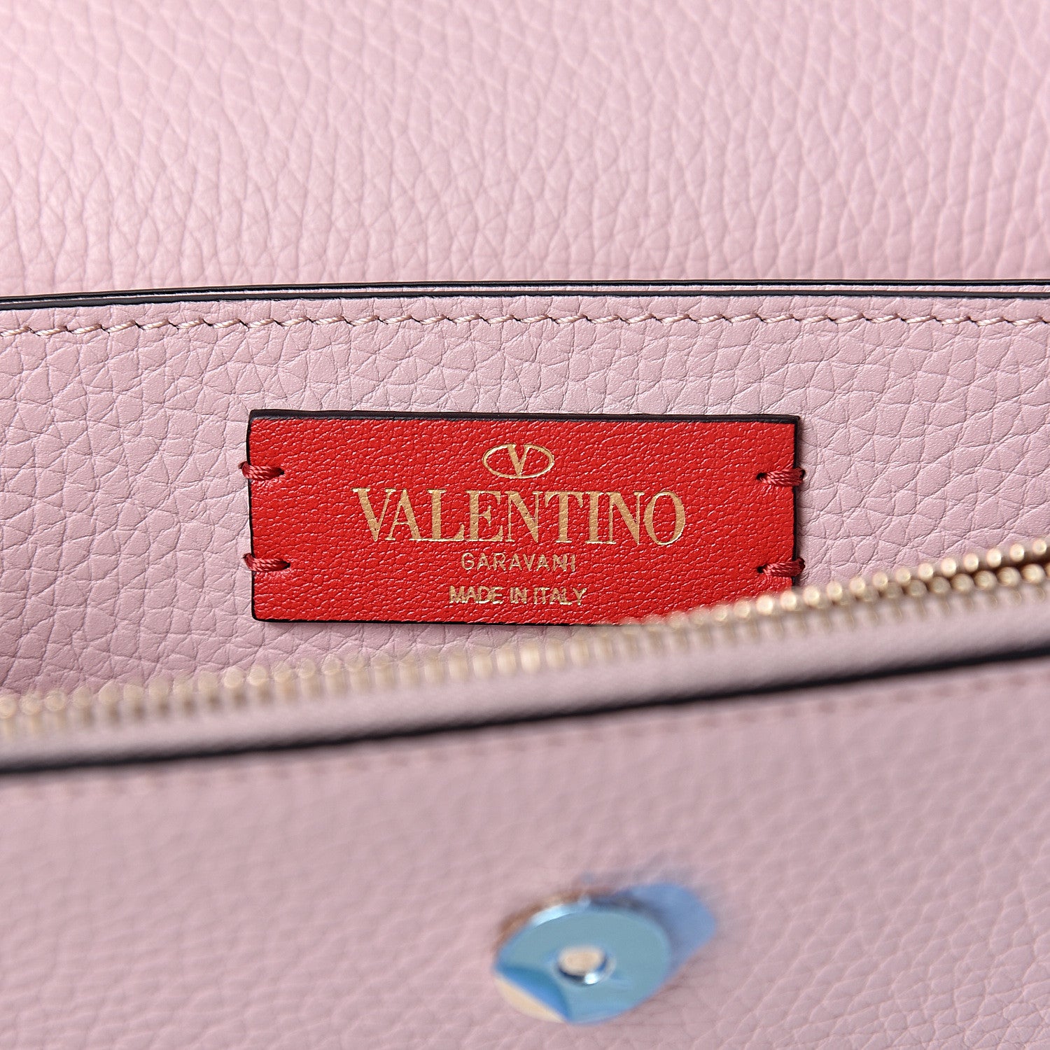 Valentino Garavani Pebbled Calfskin Rockstud Flap Wallet On Chain Poudre 6 of 10