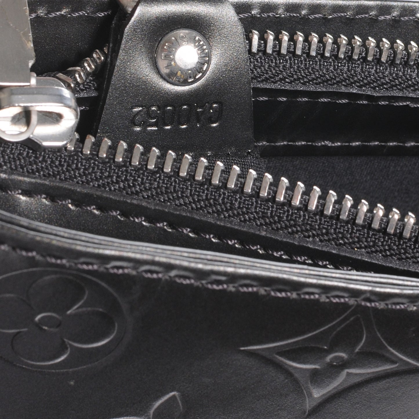 Mat Monogram Allston Black