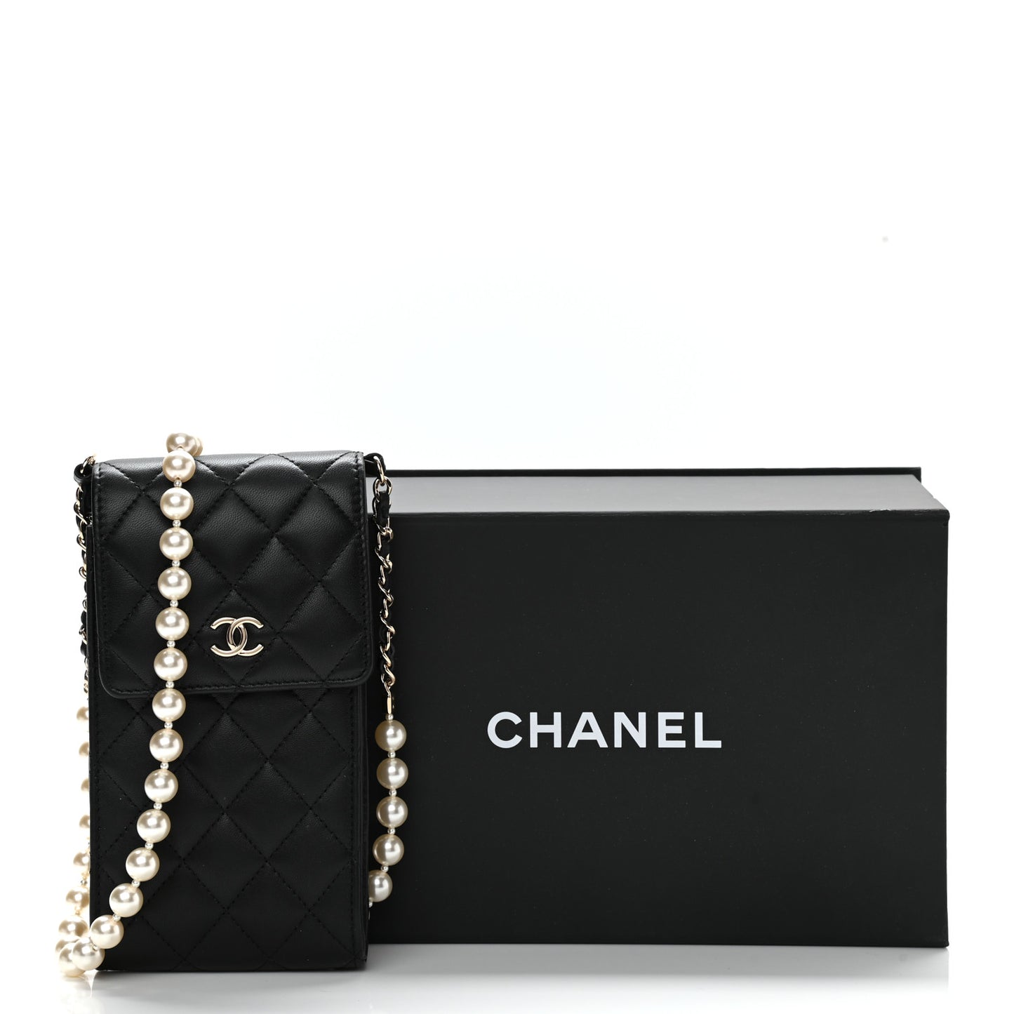 Lambskin Quilted Pearl Phone Holder With Chain Black