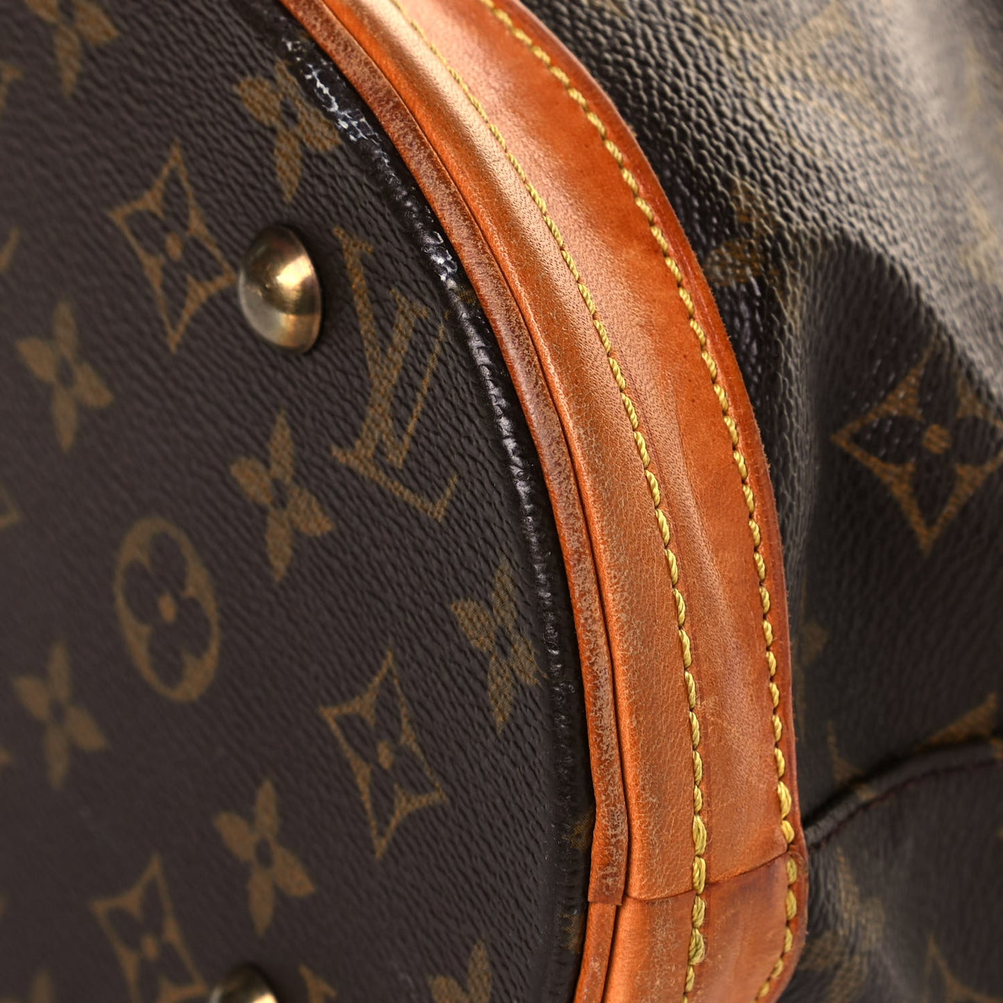 Monogram Petit Bucket 23