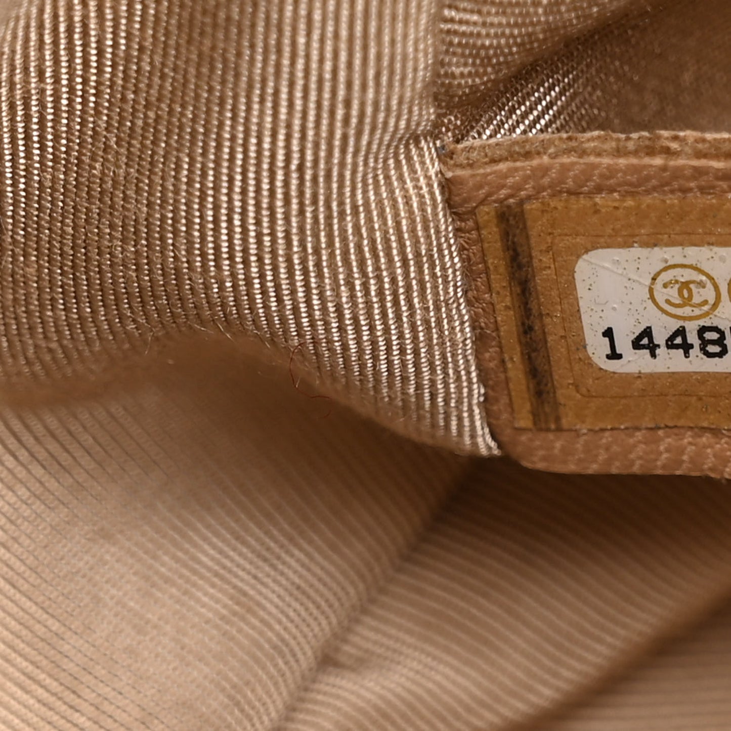 Caviar Quilted Grand Shopping Tote GST White