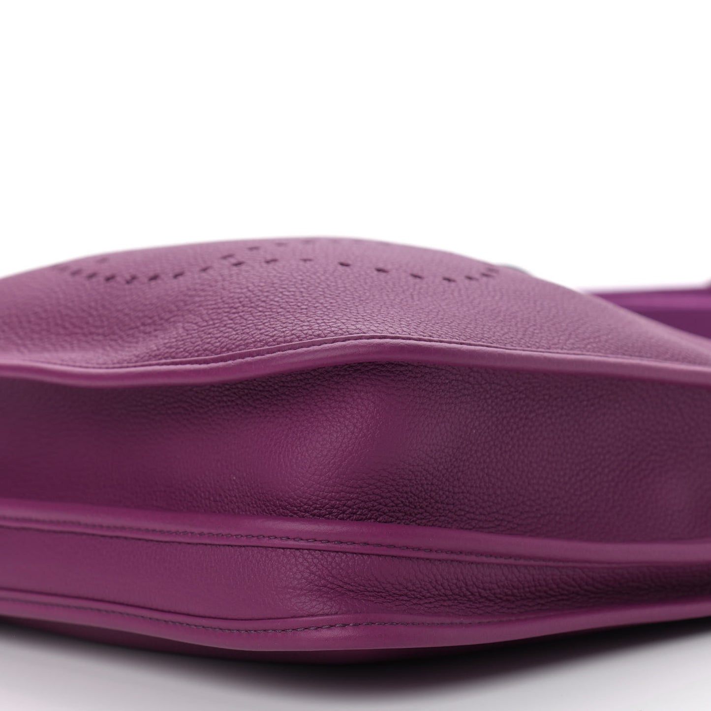 Taurillon Clemence Evelyne III PM Anemone