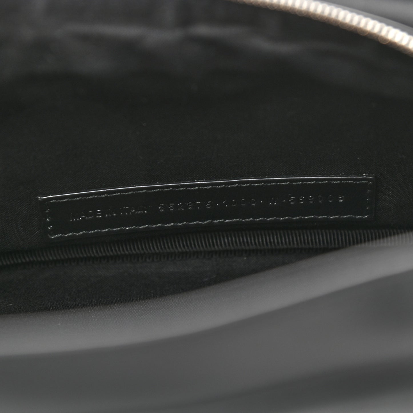 Supple Calfskin Signature Logo Large Everyday Beltpack Black