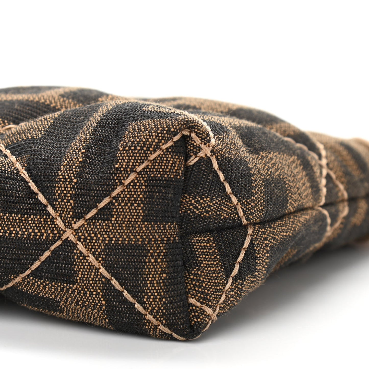 Zucca Quilted Pochette Tobacco