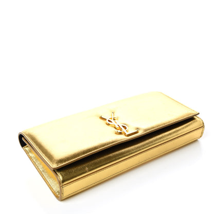 Saint Laurent Metallic Calfskin Monogram Cassandre Clutch Ciad 4 of 10