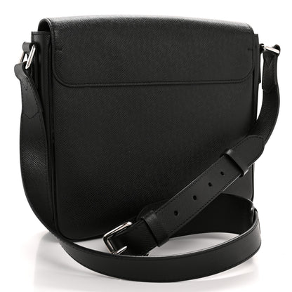 Louis Vuitton Taiga Roman PM Messenger Black 3 of 14