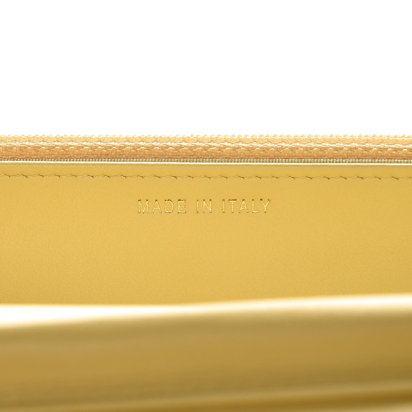 Caviar Quilted CC Filigree Wallet On Chain WOC Yellow