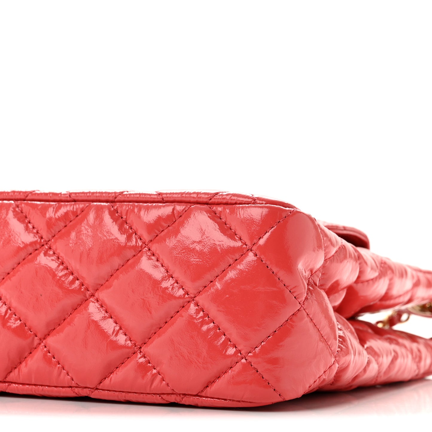 Shiny Crumpled Calfskin Quilted Wavy CC Hobo Red