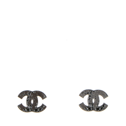 Chanel Globe Ruthenium CC Earrings 1 of 5