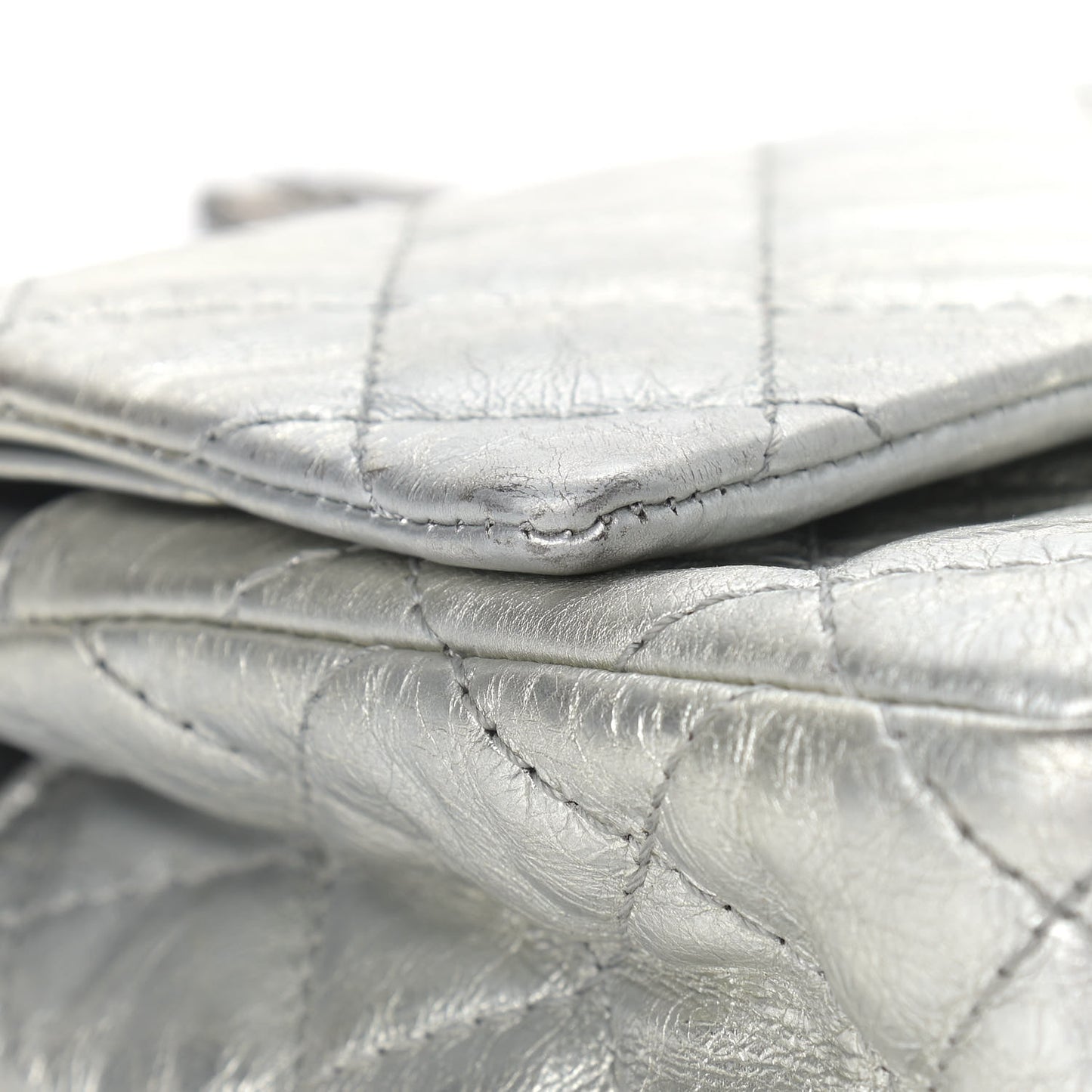 Metallic Aged Calfskin Quilted 2.55 Reissue 226 Flap Silver