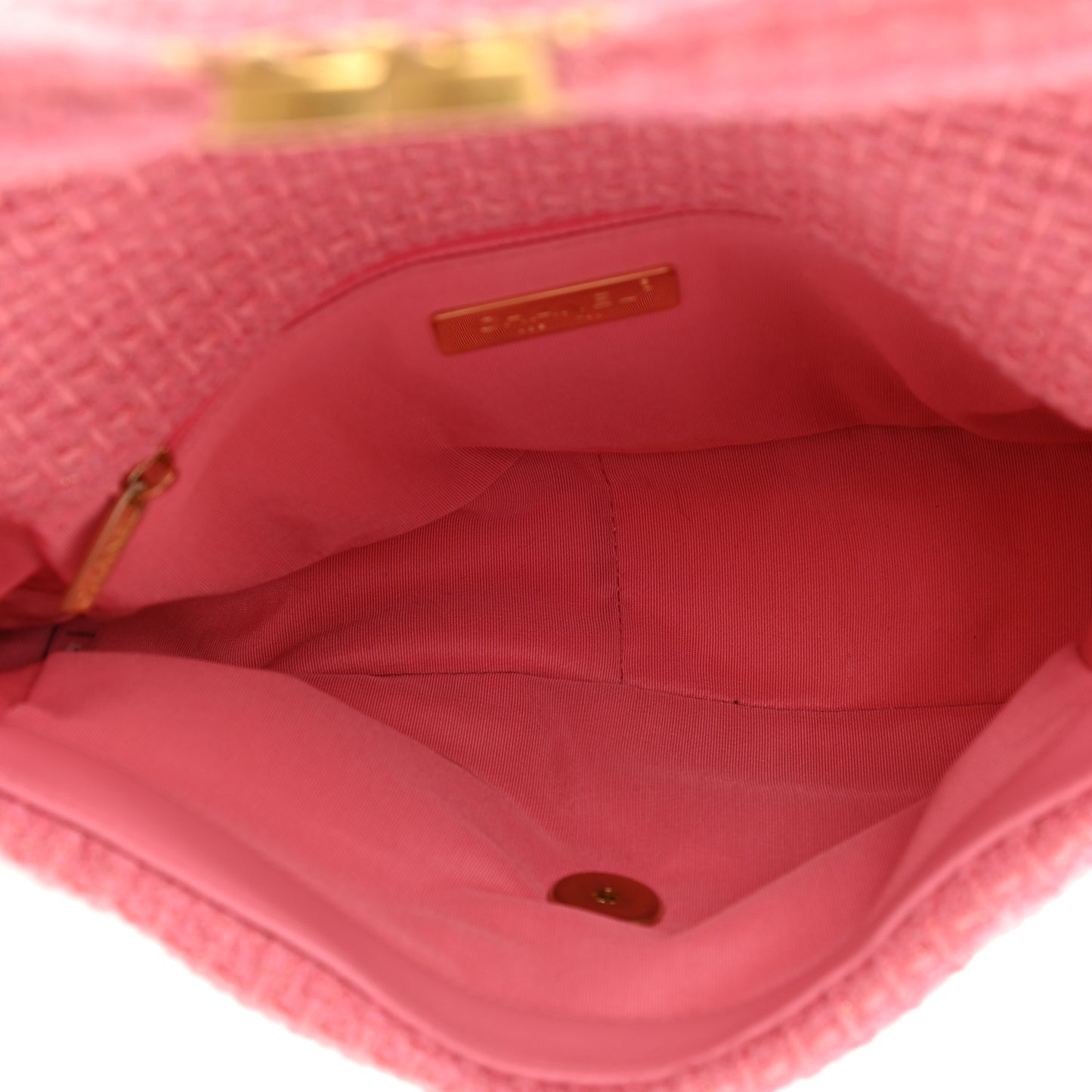 Metallic Tweed Quilted Medium Chanel 19 Flap Pink