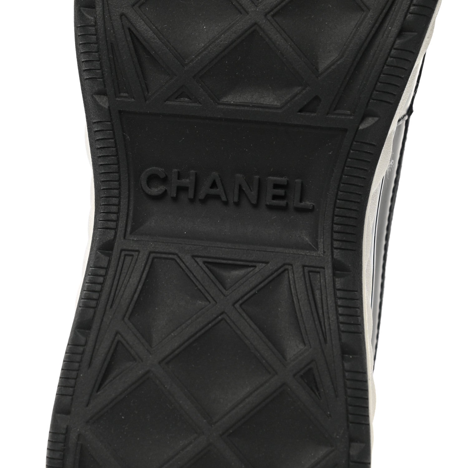 Chanel Velvet Calfskin Mixed Fibers CC Sneakers 36 Black 6 of 9