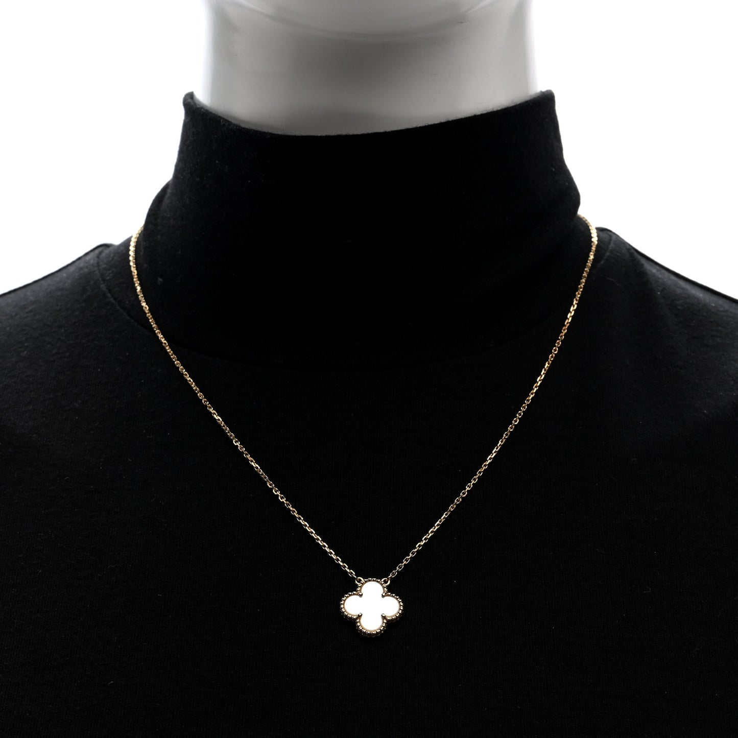 18K Yellow Gold Mother of Pearl Vintage Alhambra Pendant Necklace