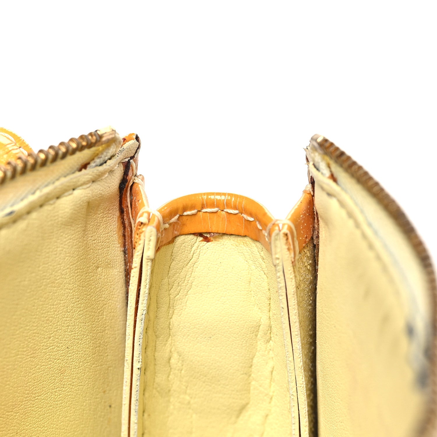 Louis Vuitton Vernis Mott Yellow 1829138 – FASHIONPHILE