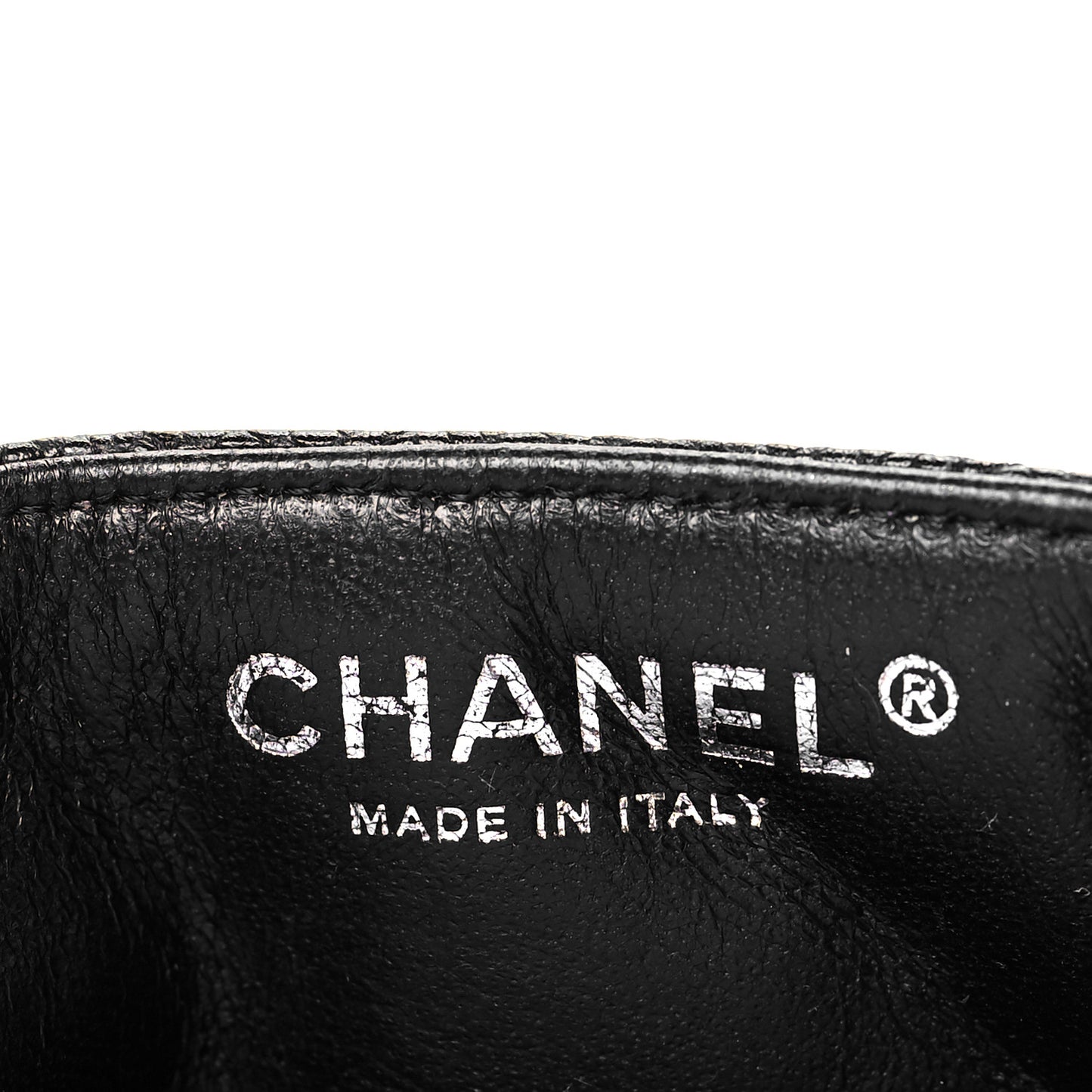 Caviar Quilted East West Flap Black